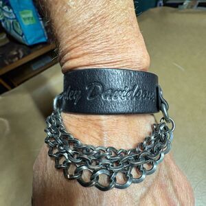 Harley-Davidson Black Leather Chain Bracelet